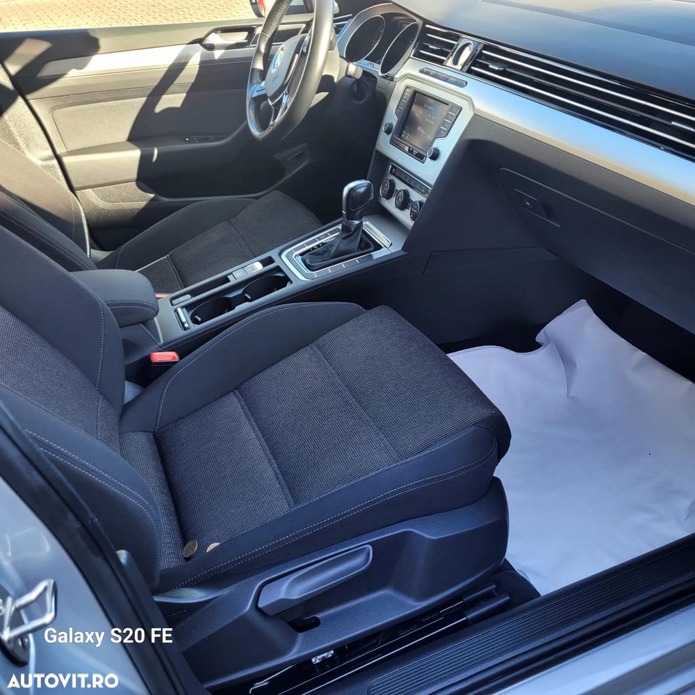 Volkswagen Passat 2.0 TDI DSG Comfortline - 3