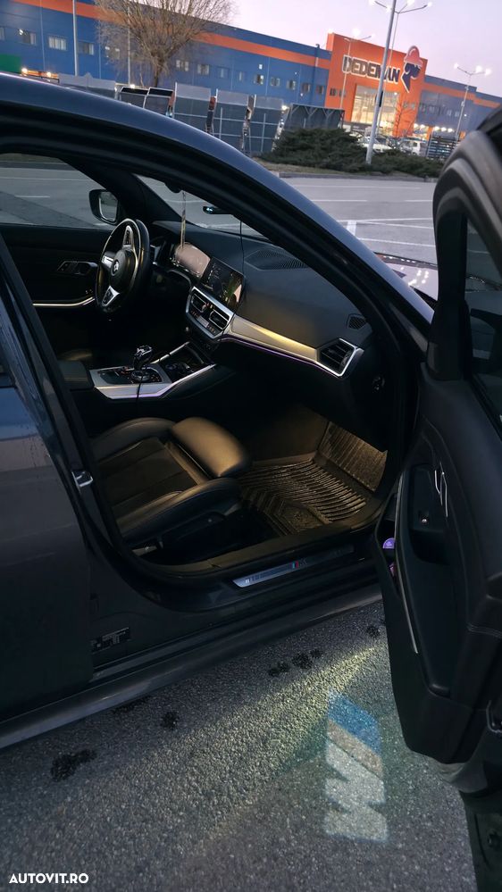 BMW Seria 3 320d xDrive AT MHEV - 24