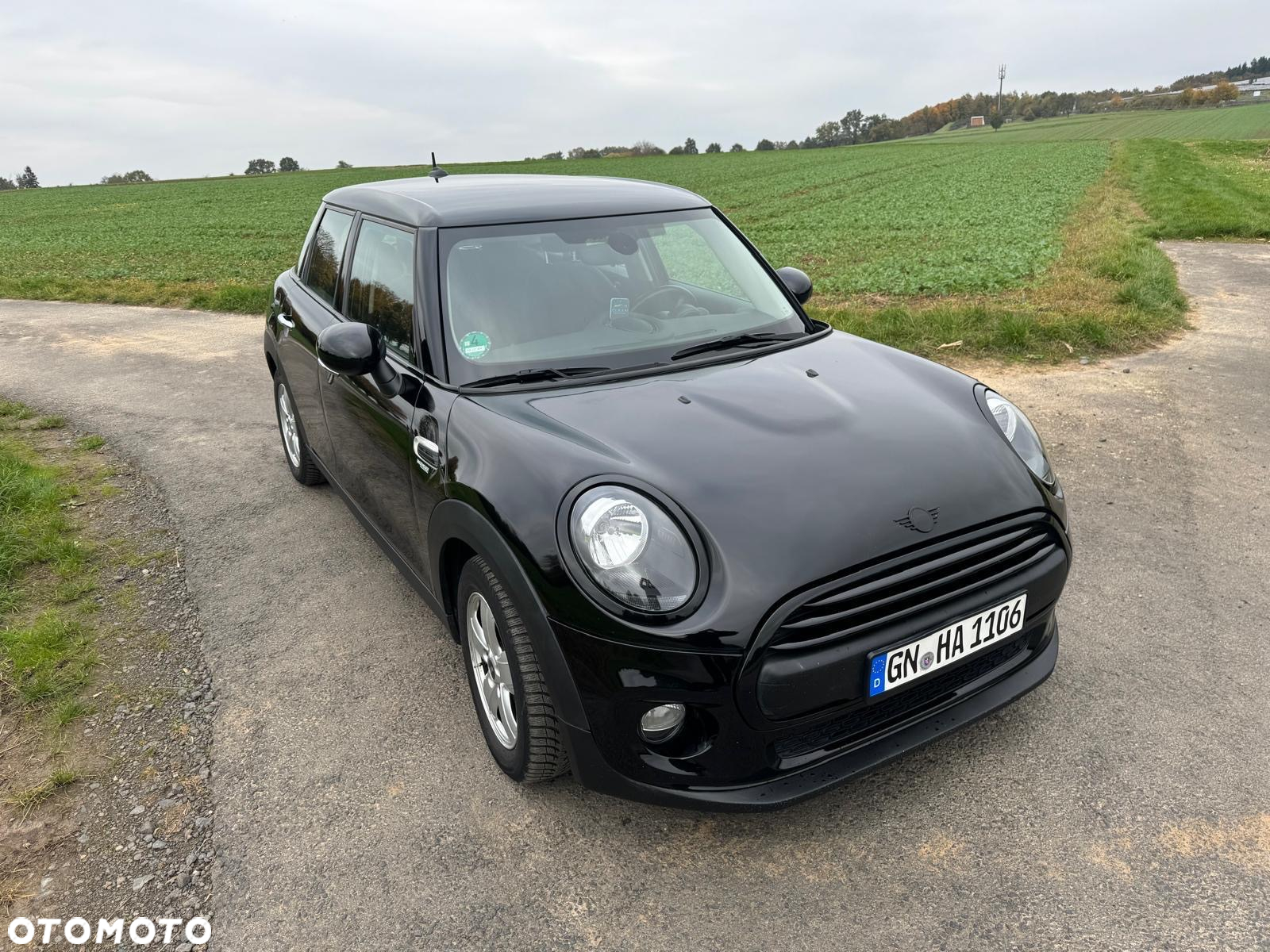 MINI ONE Standard - 5