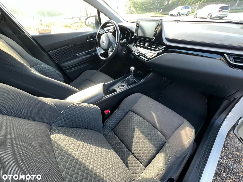 Toyota C-HR 1.2 T Style - 10