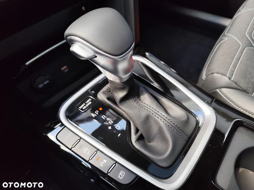 Kia XCeed 1.6 T-GDI Tribute DCT - 15