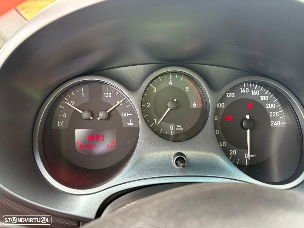 SEAT Leon 2.0 TDI Sport Up - 1