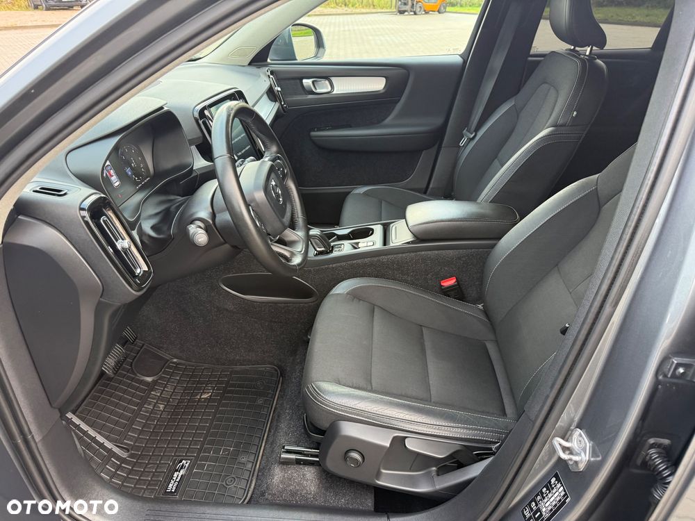 Volvo XC 40 D3 Geartronic Momentum - 29
