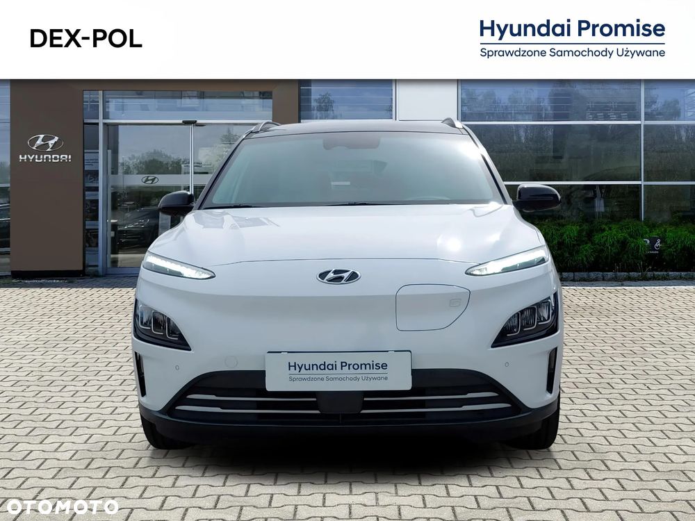 Hyundai Kona 64kWh Executive - 8