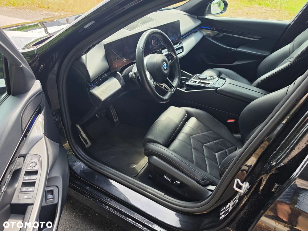 BMW Seria 5 520d mHEV M Sport - 16