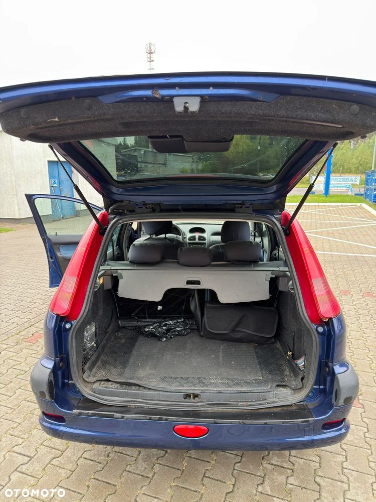 Peugeot 206 - 6