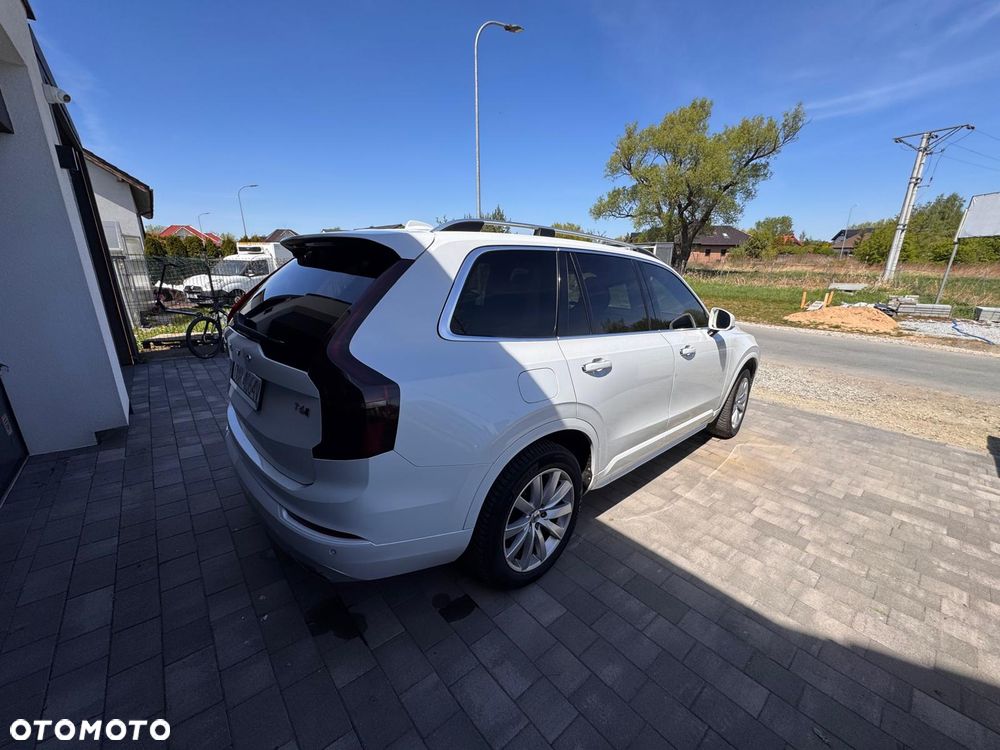 Volvo XC 90 - 5