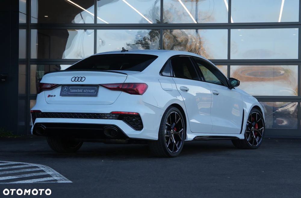 Audi RS3 Limousine TFSI Quattro S tronic - 4