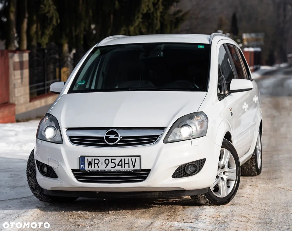 Opel Zafira - 12
