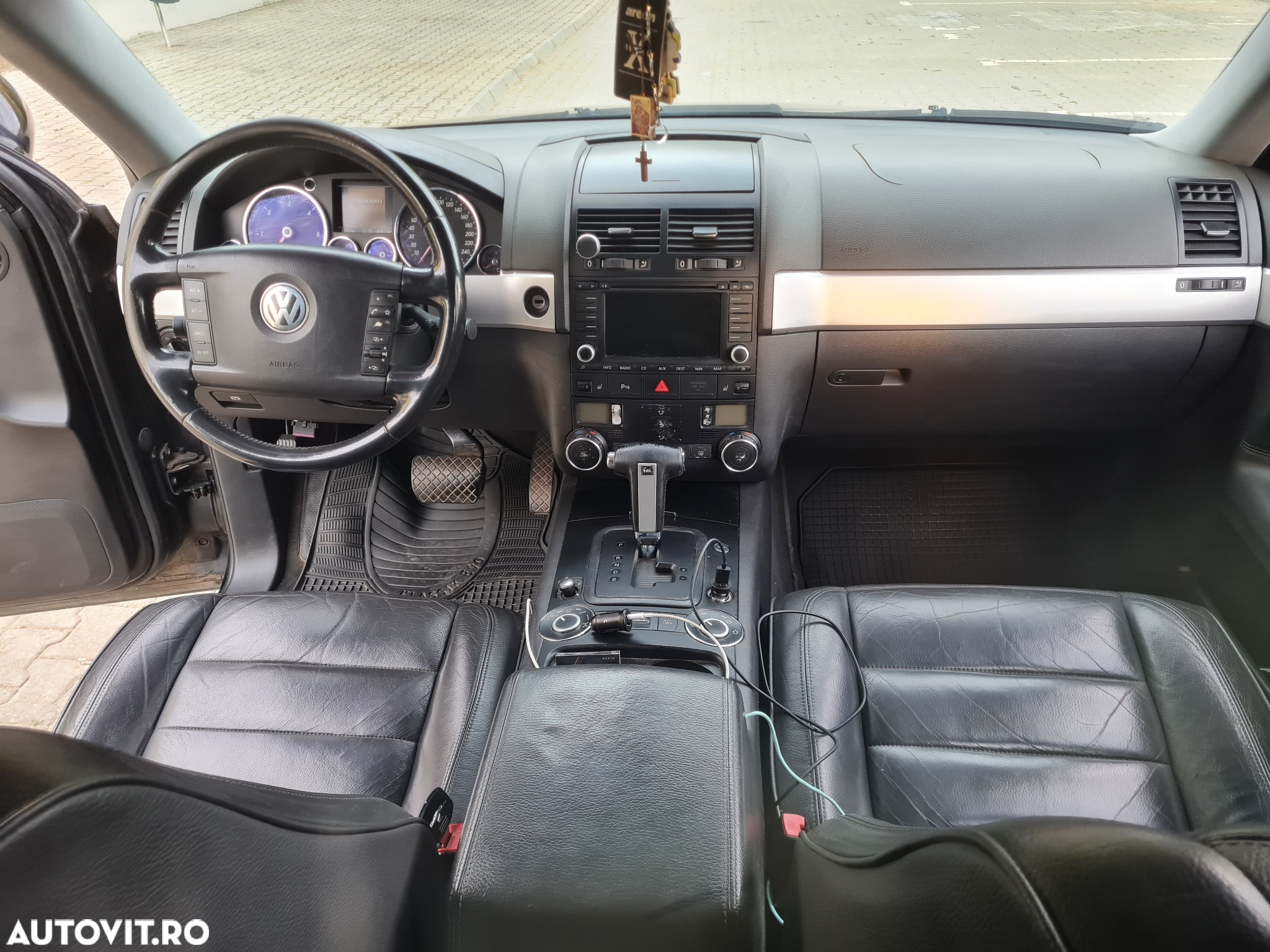 Volkswagen Touareg - 5