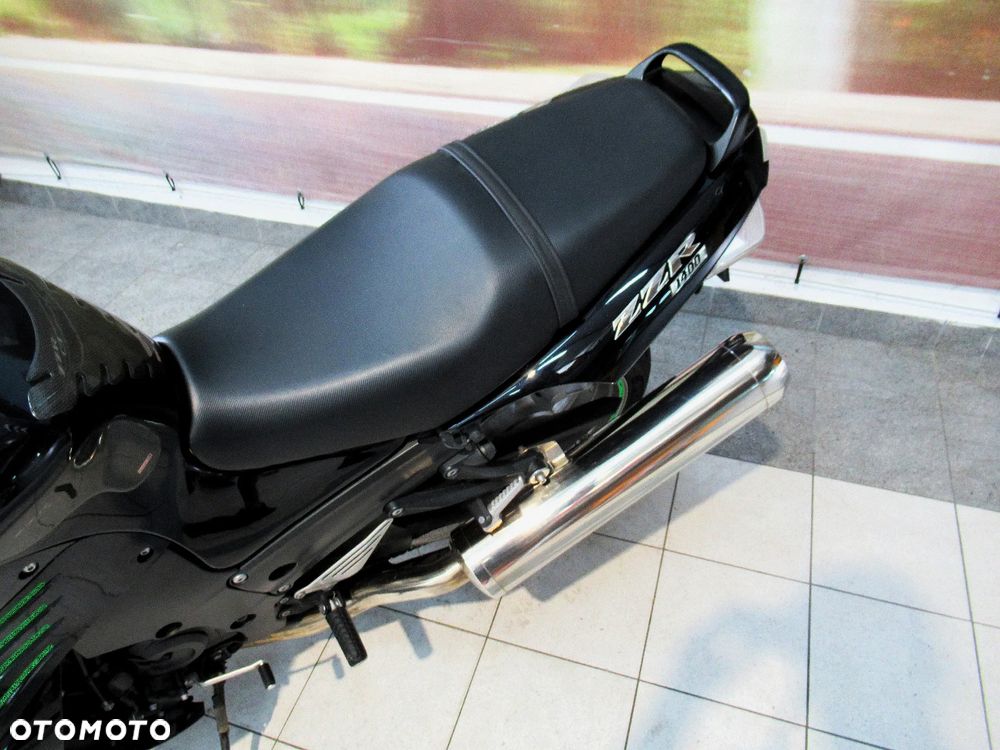 Kawasaki ZZR - 27