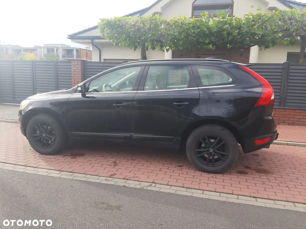 Volvo XC 60 2.4D - 17