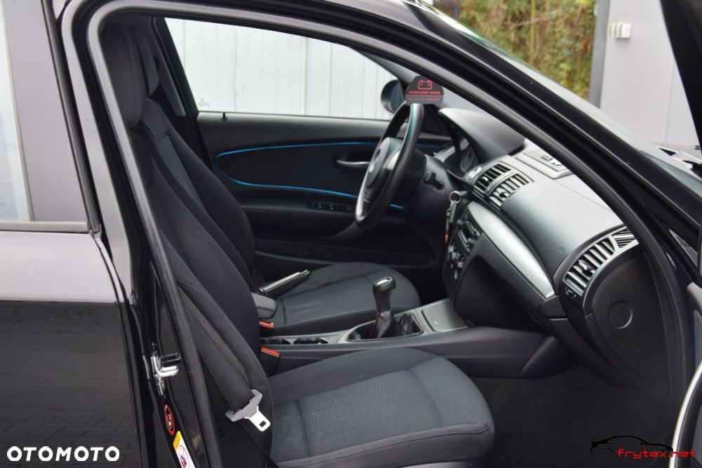 BMW Seria 1 - 18