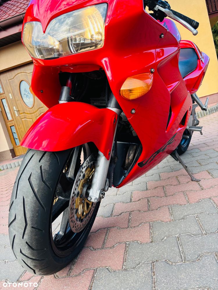 Honda VFR - 5