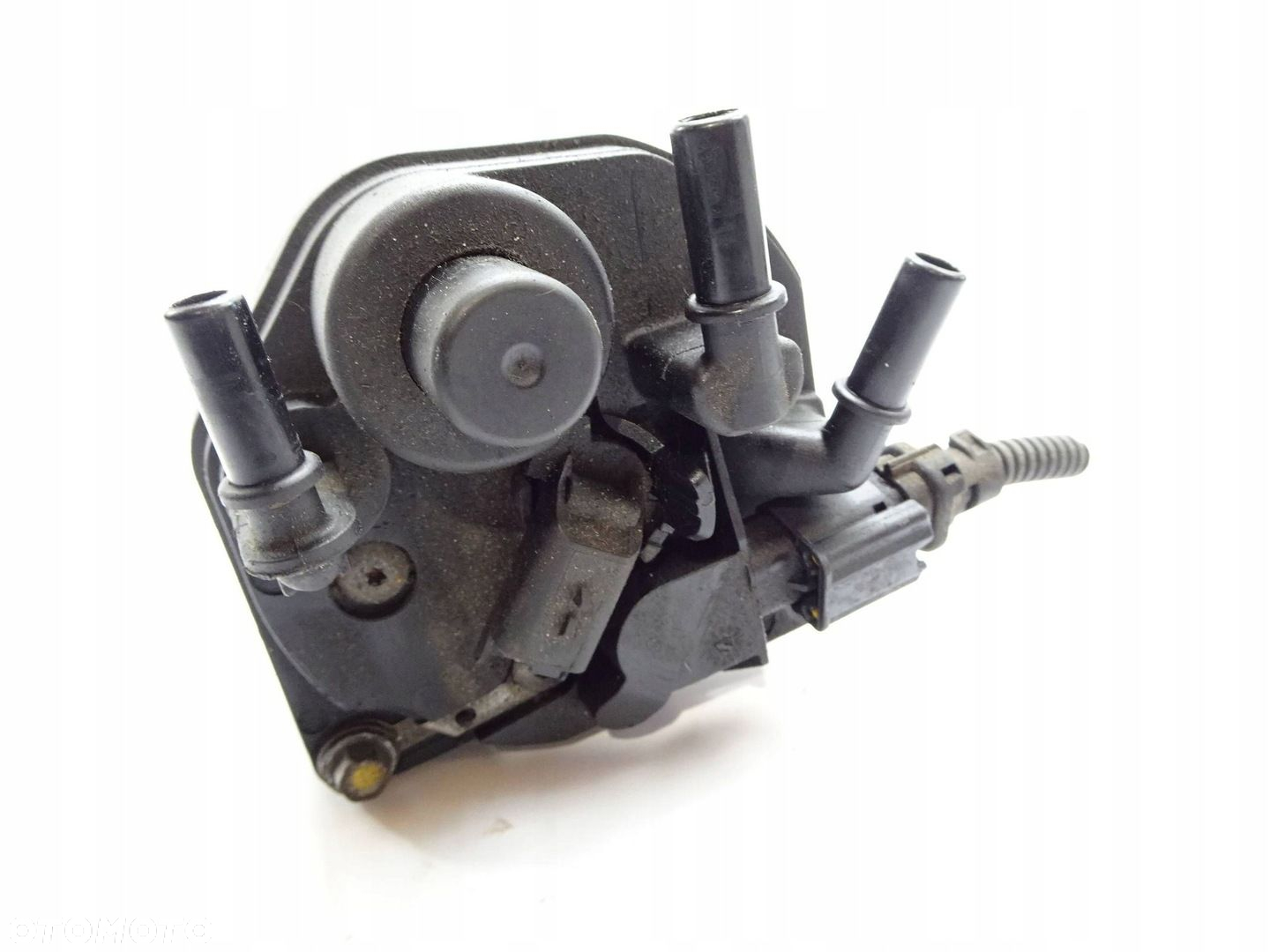 Obudowa filtra paliwa Ford Focus MK3 C-max MK2 1.6 TDCI - 3