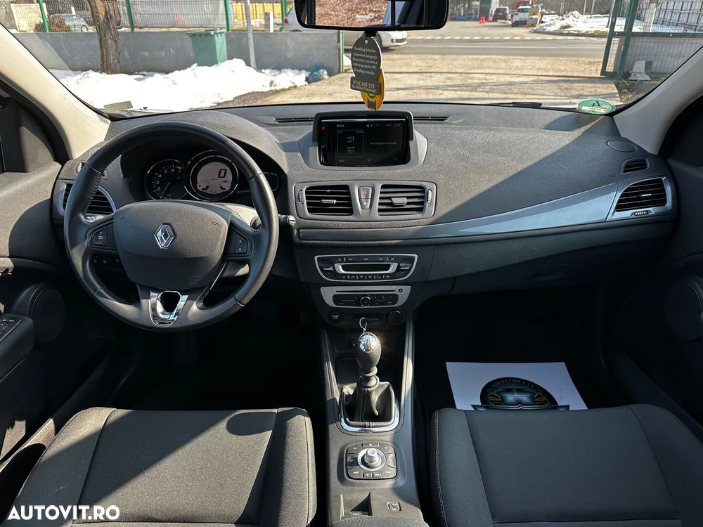Renault Megane ENERGY TCe 130 LIMITED - 11