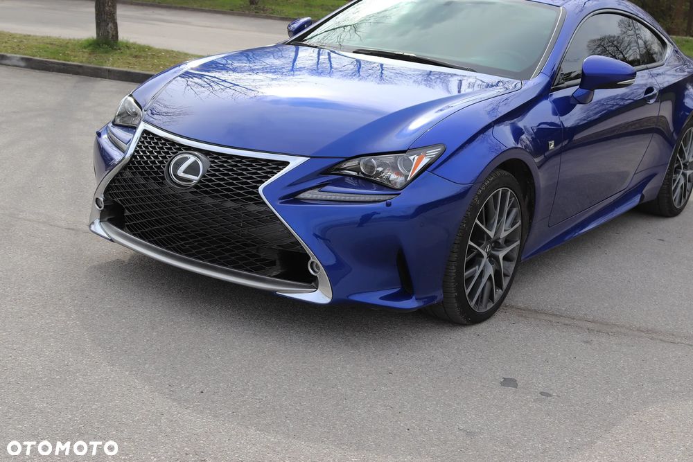 Lexus RC F Carbon - 2