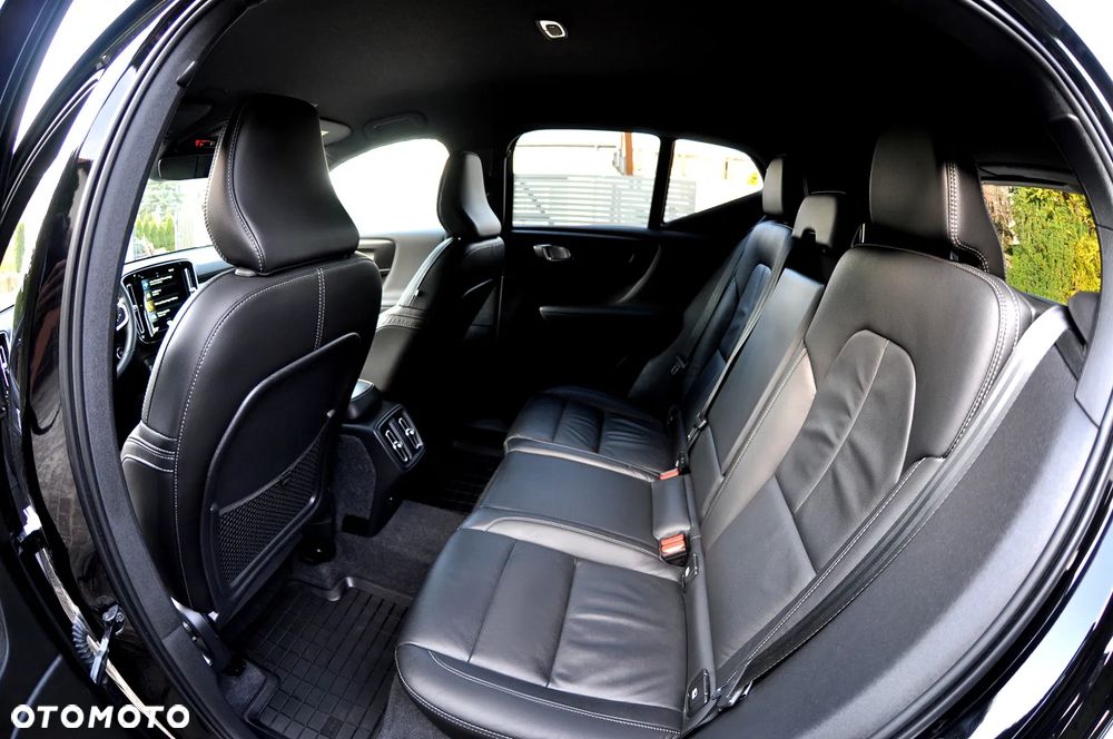 Volvo XC 40 T3 - 24