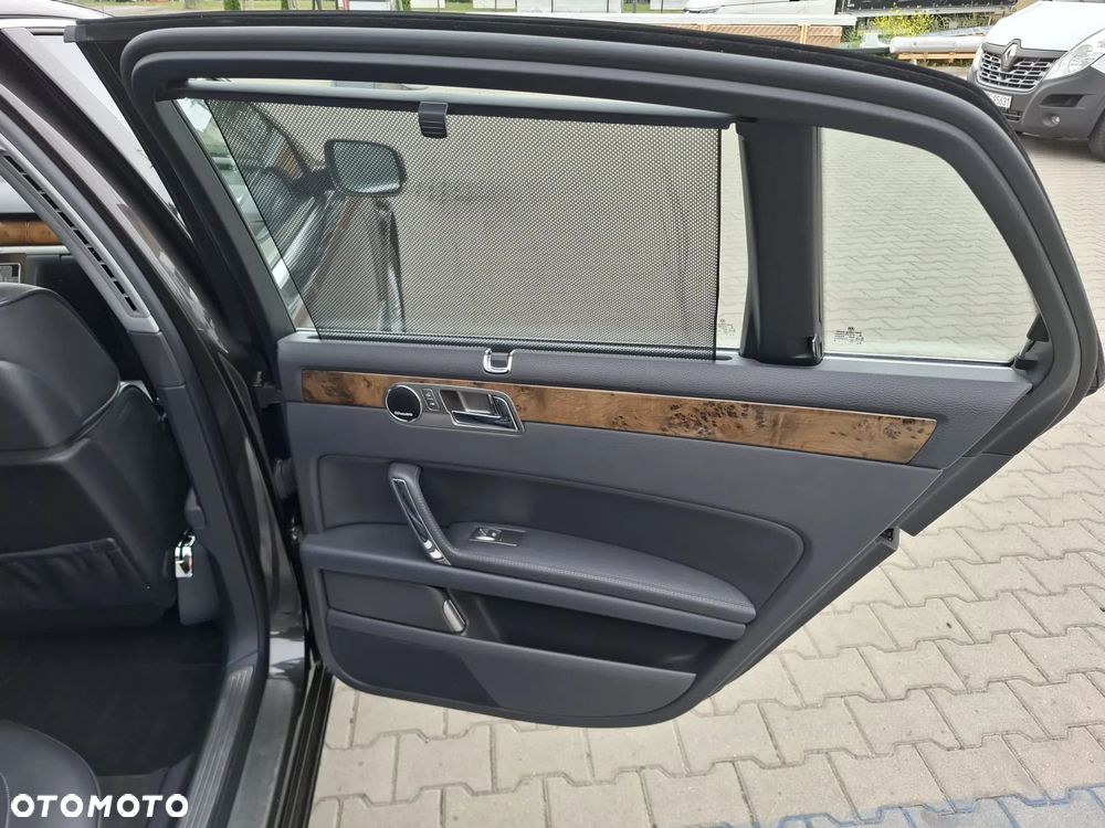Volkswagen Phaeton 3.0 V6 TDI DPF 4MOTION Automatik (4 Sitzer) - 12
