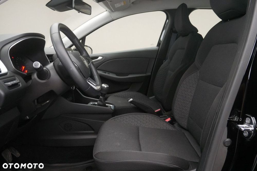 Renault Clio - 12