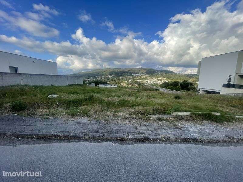 Terreno em Polvoreira com projeto aprovado para construcao - Grande imagem: 2/4