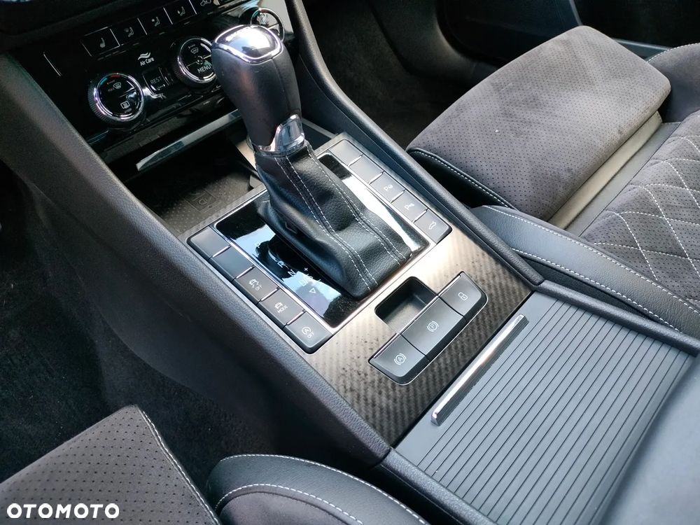 Skoda Superb 2.0 TSI 4x4 Sportline DSG - 10