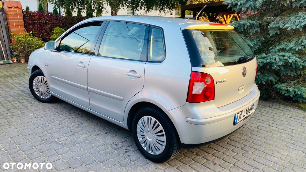 Volkswagen Polo - 10