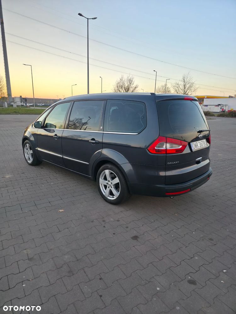 Ford Galaxy 2.0 EcoBoost Titanium - 4