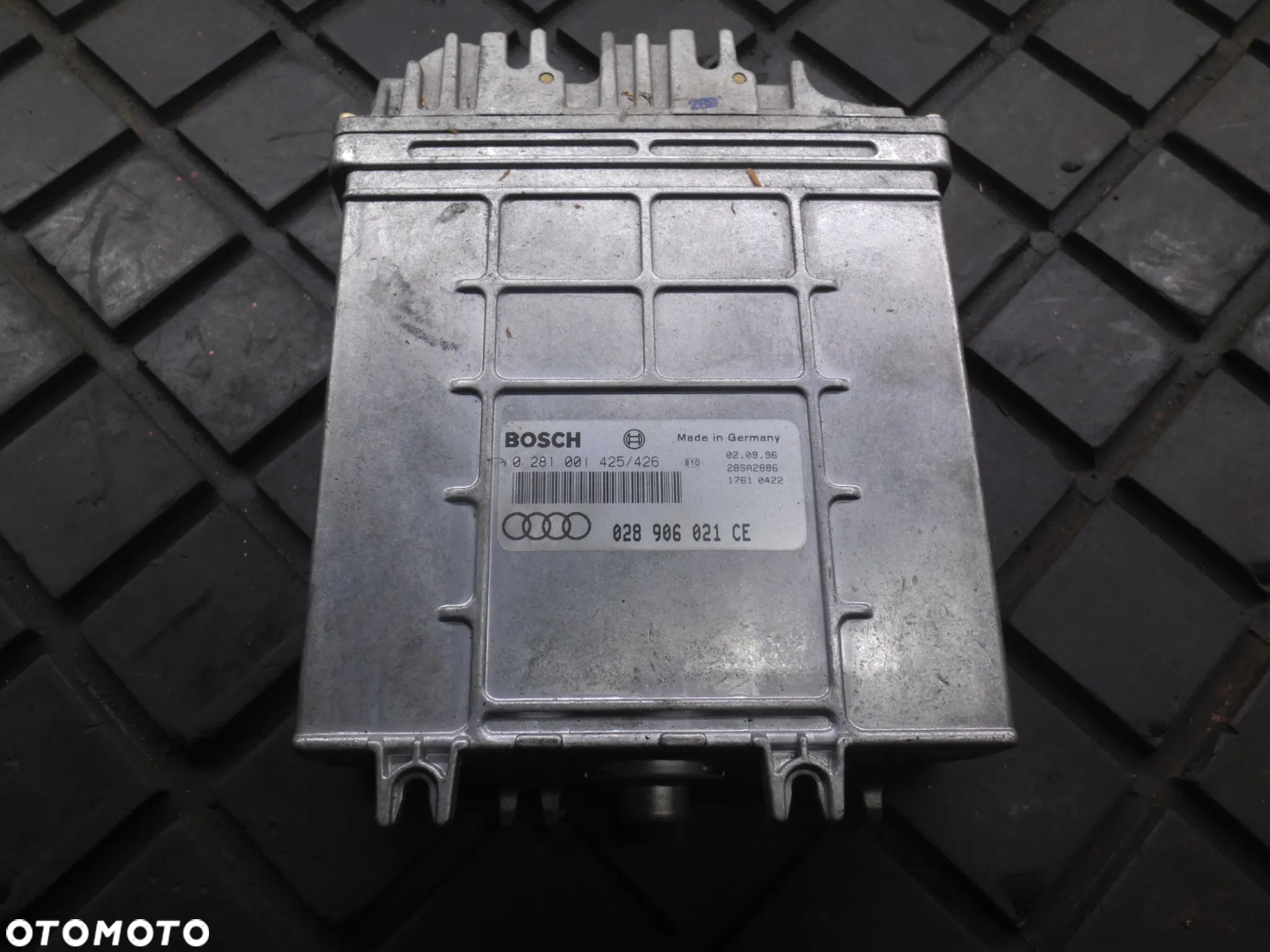 AUDI A4 B5 1.9 TDI 94-01 KOMPUTER STEROWNIK SILNIKA 028906021CE 0281001425/426 POSIADAM 2 SZT - 1