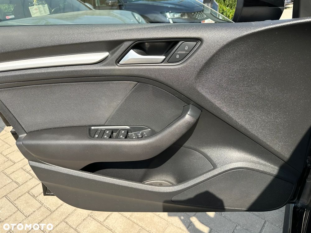 Audi A3 Sportback - 18