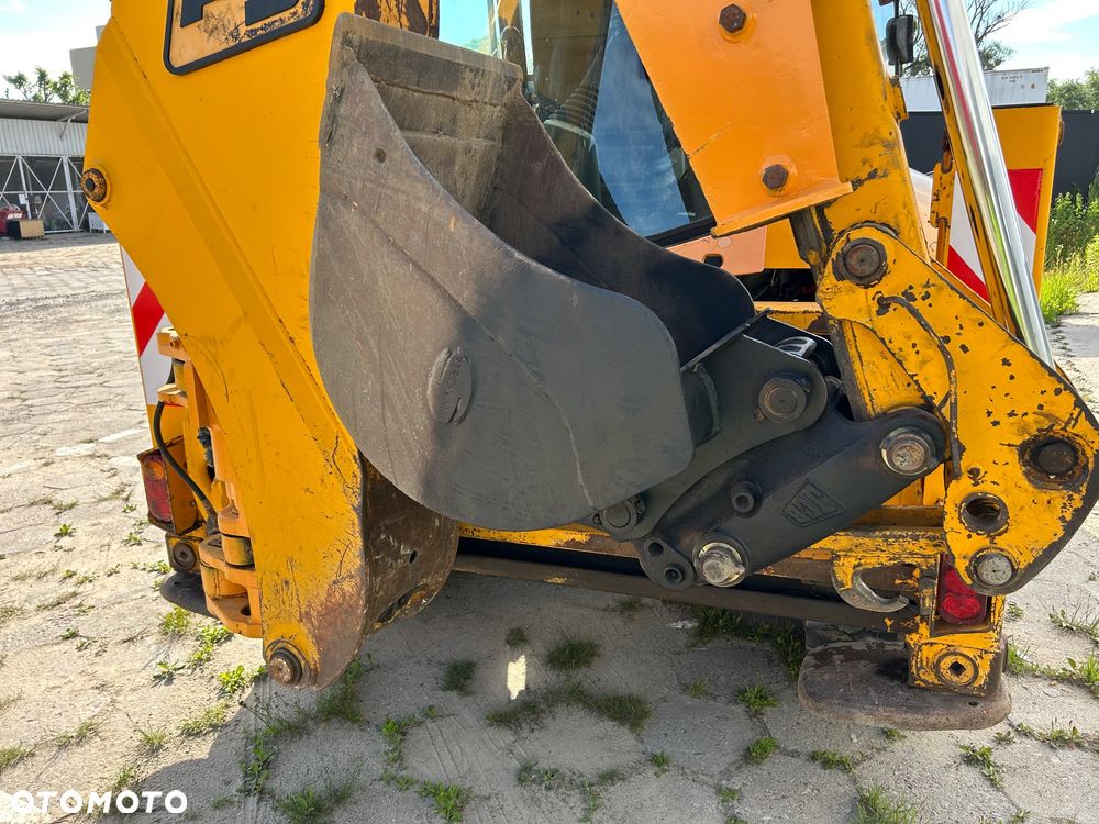JCB 4 CX - 9