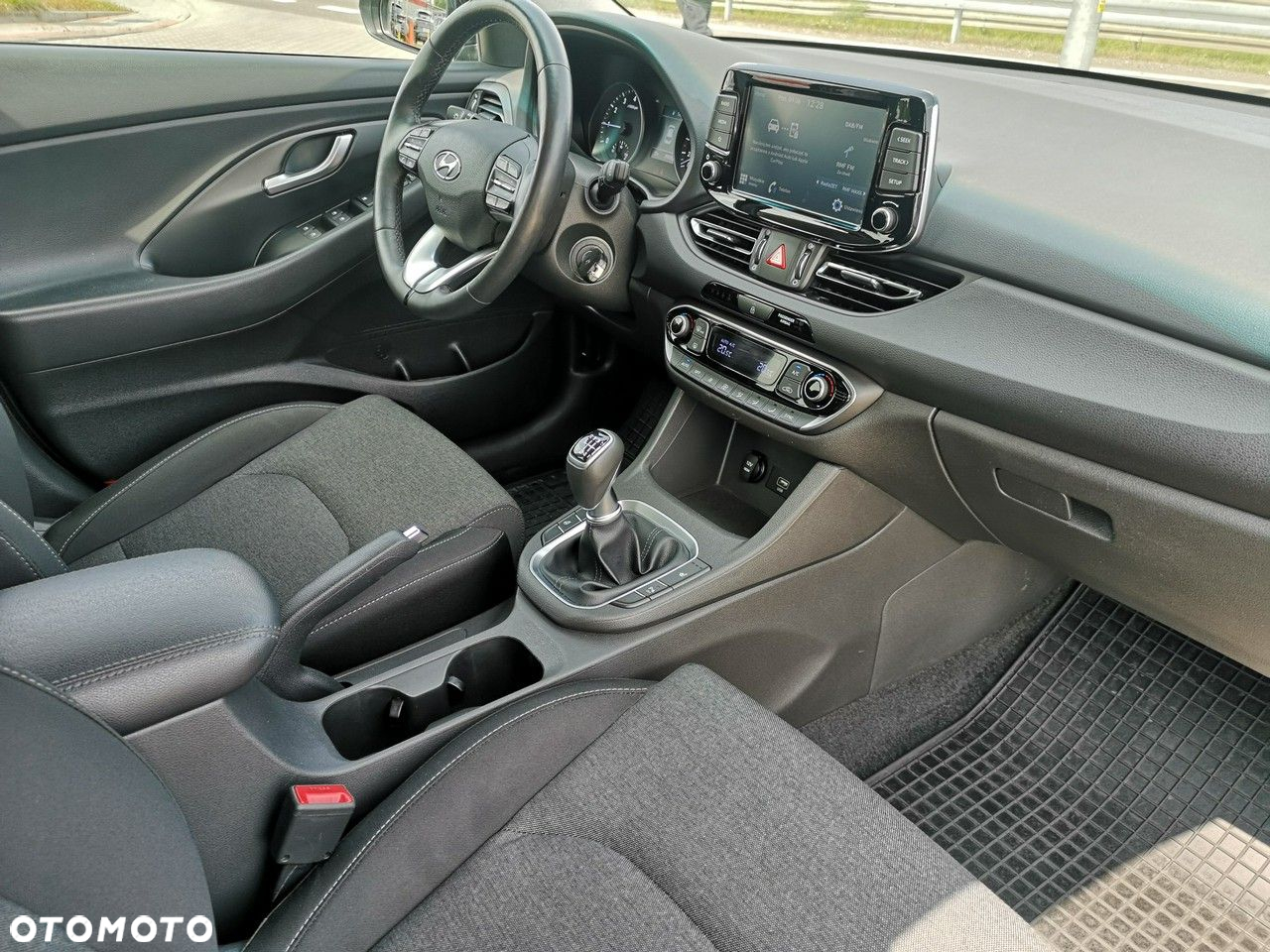 Hyundai i30 1.5 DPI Smart - 17