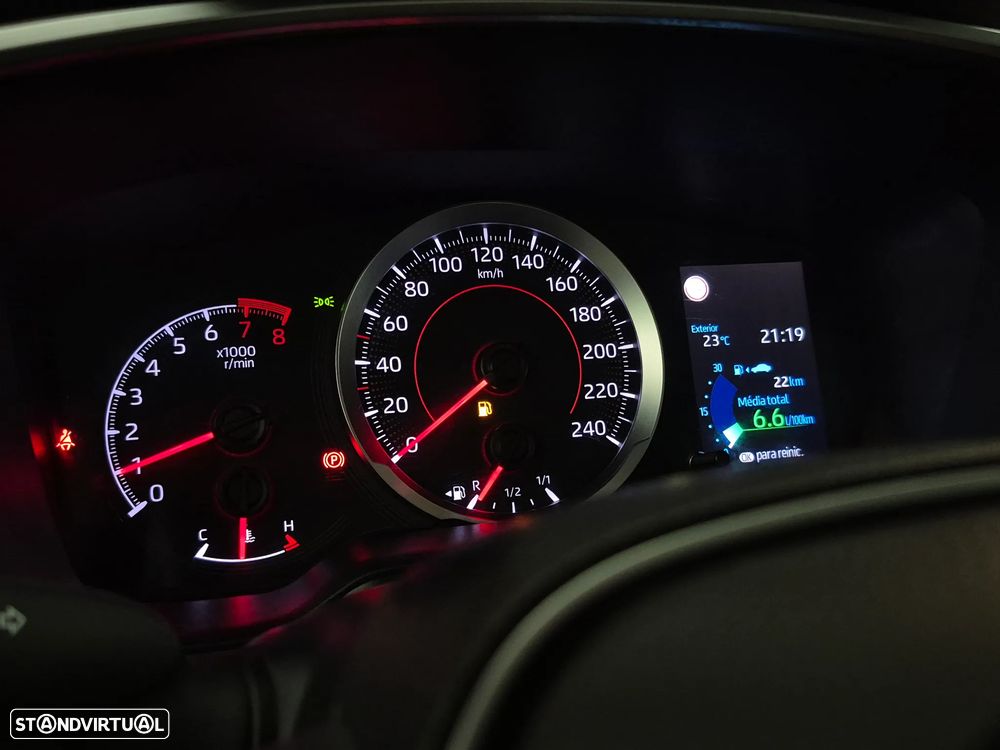 Toyota Corolla - 32