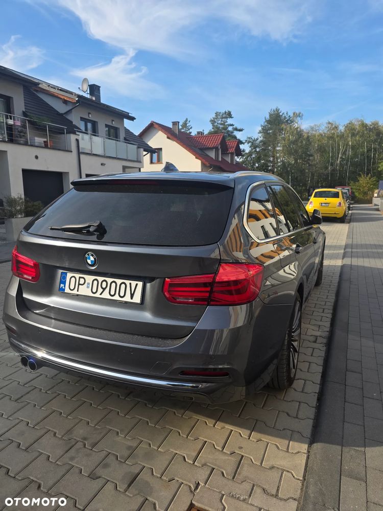 BMW Seria 3 320i xDrive Luxury Line - 4