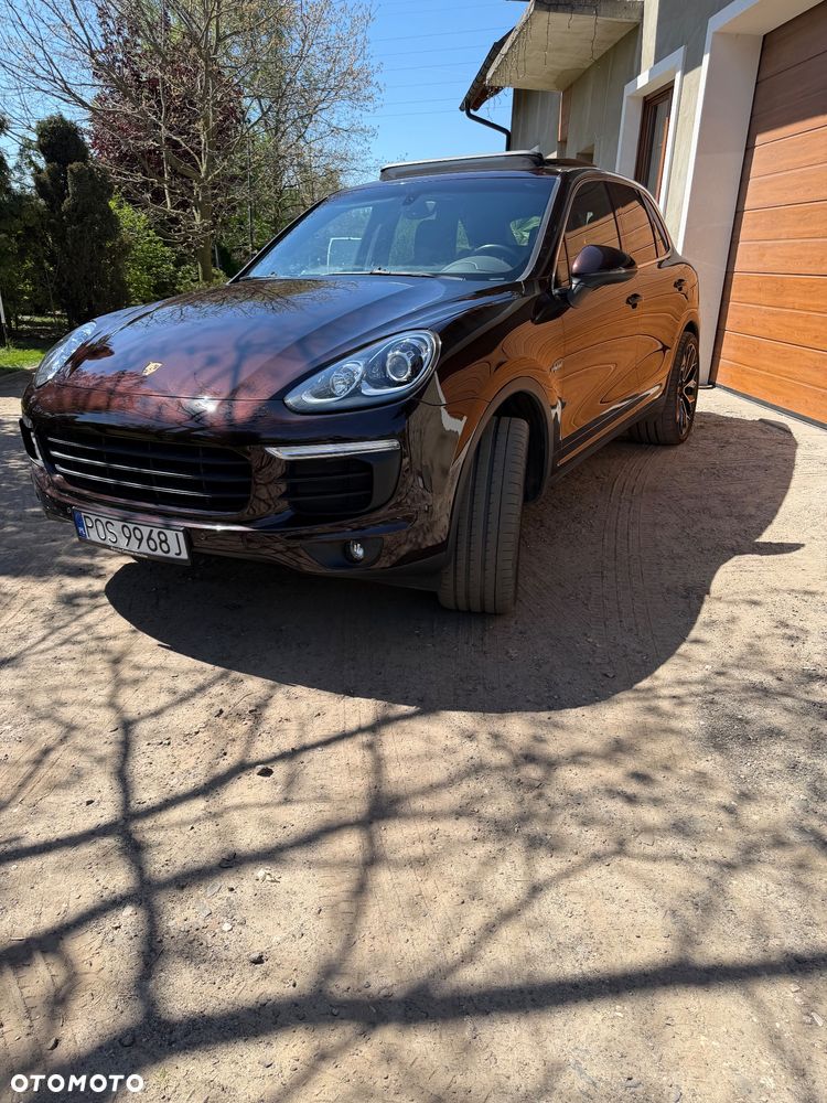 Porsche Cayenne S Hybrid - 16
