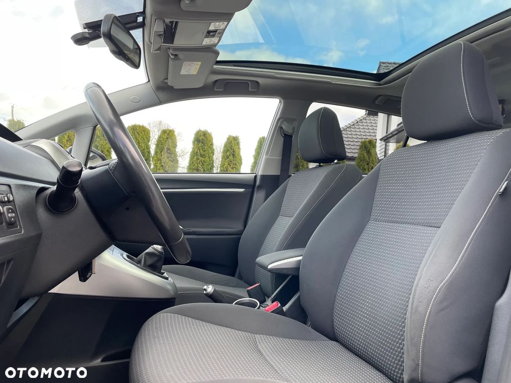 Toyota Verso 1.6 D-4D Prestige - 13