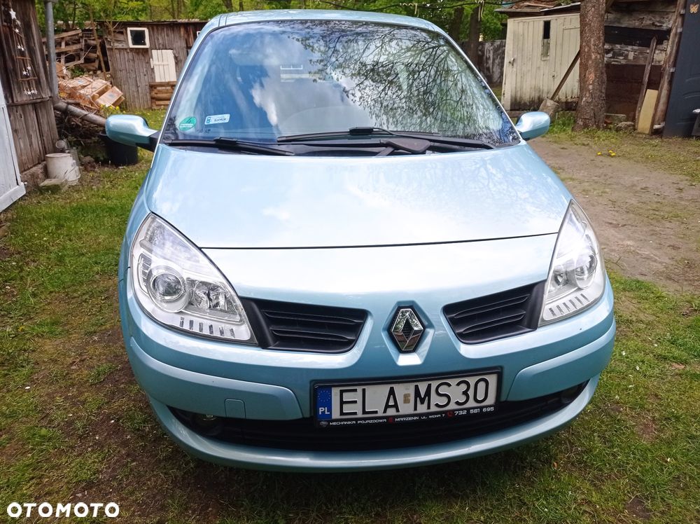 Renault Scenic 2.0 16V Privilege - 35