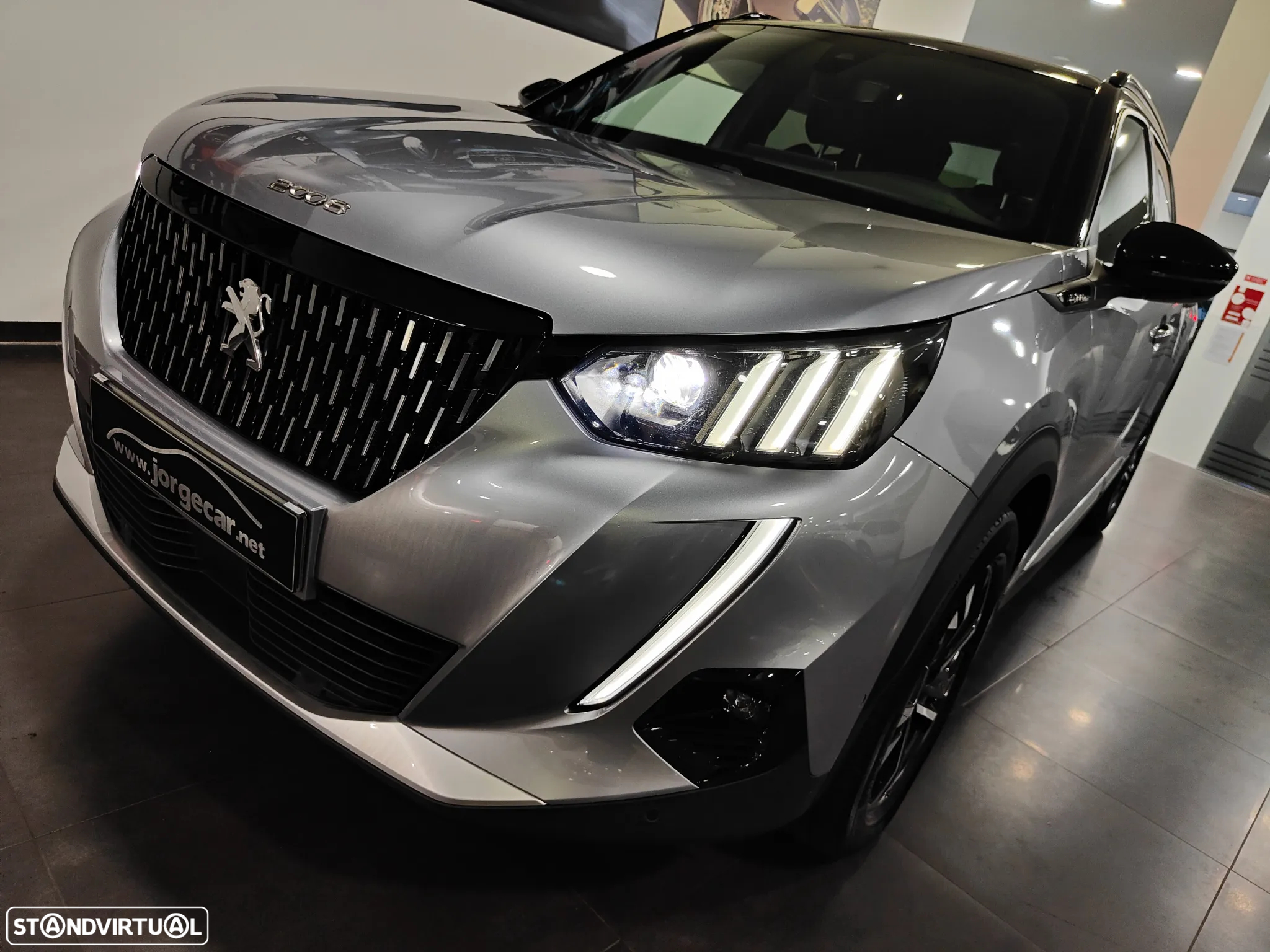 Peugeot 2008 1.2 PureTech GT Line - 31
