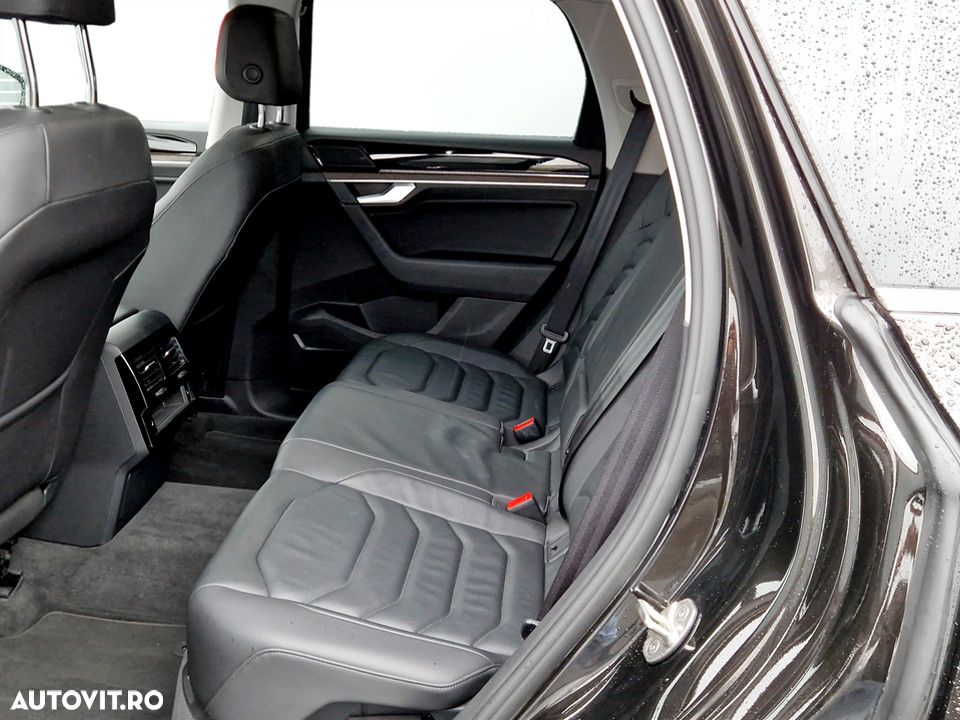Volkswagen Touareg V6 TSI Elegance - 13