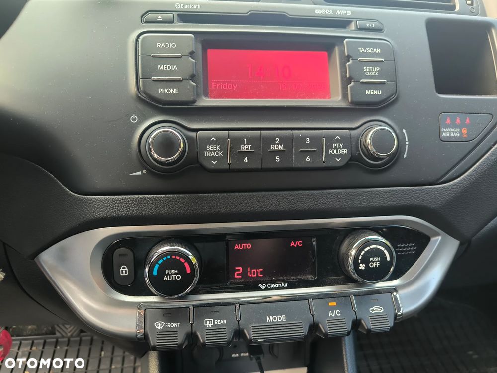 Kia Rio 1.2 XL - 6