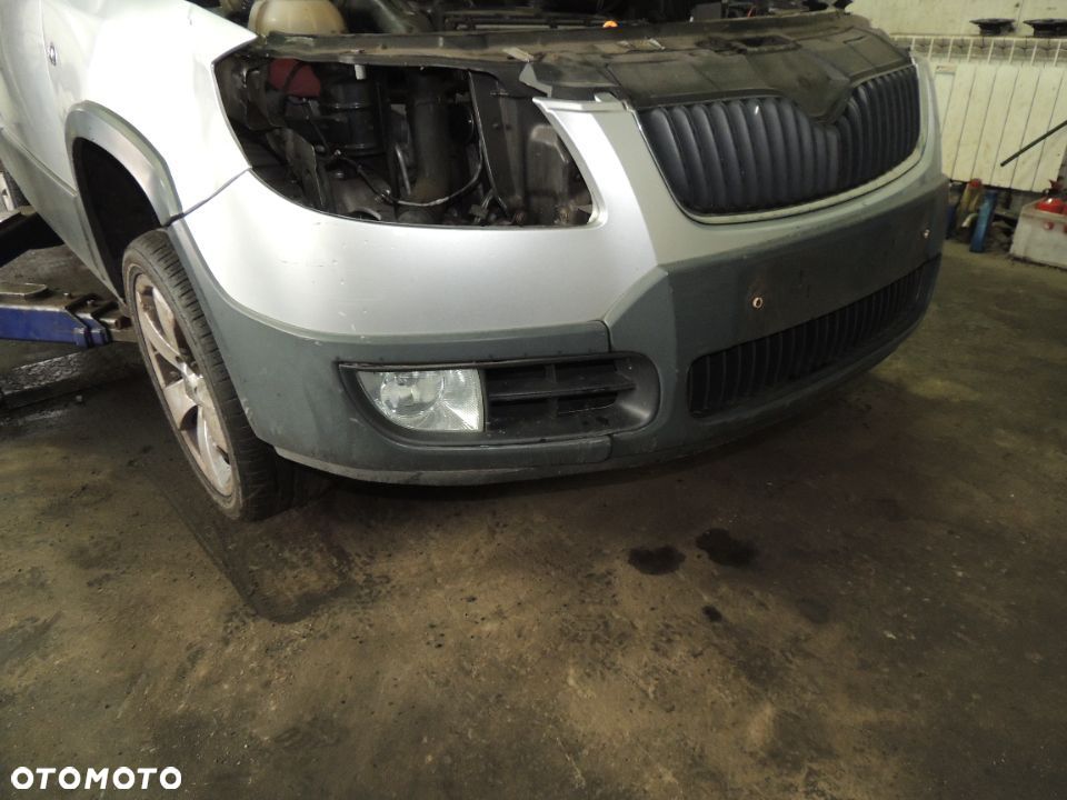 Zderzak przód SKODA Fabia II SCOUT 1.9 tdi - 2