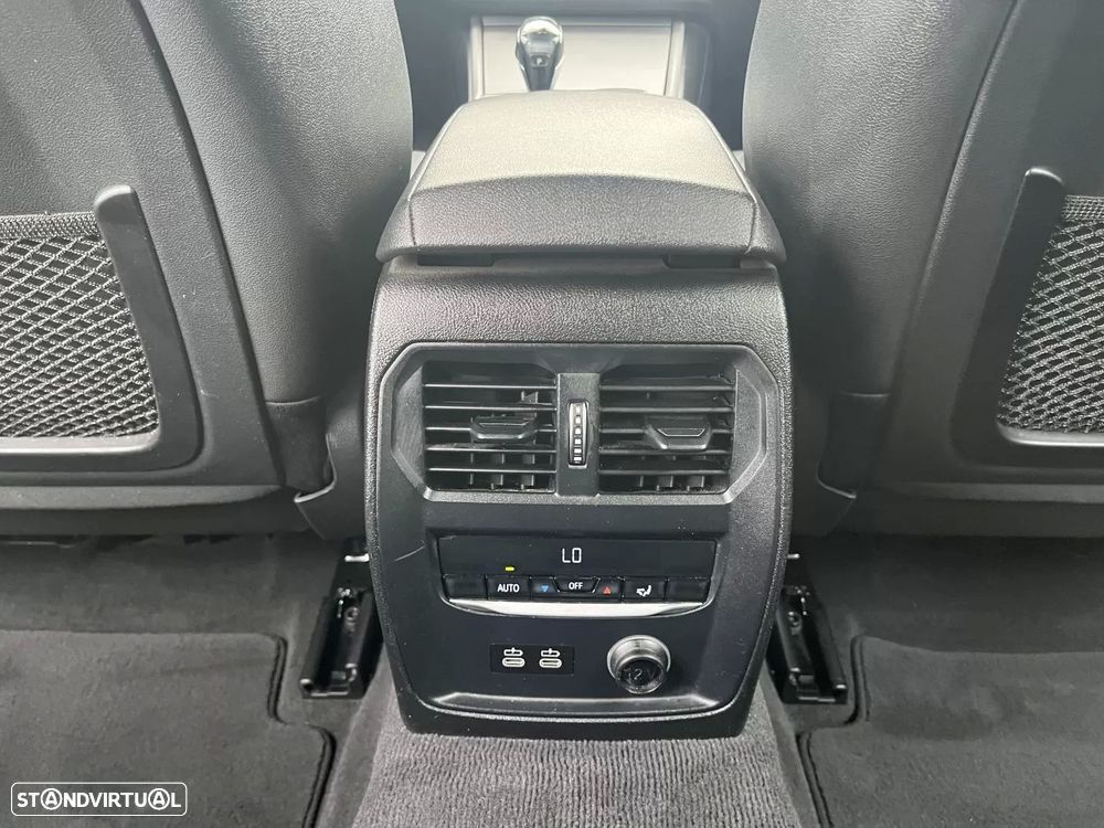 BMW 318 d Touring Aut. Sport Line - 45