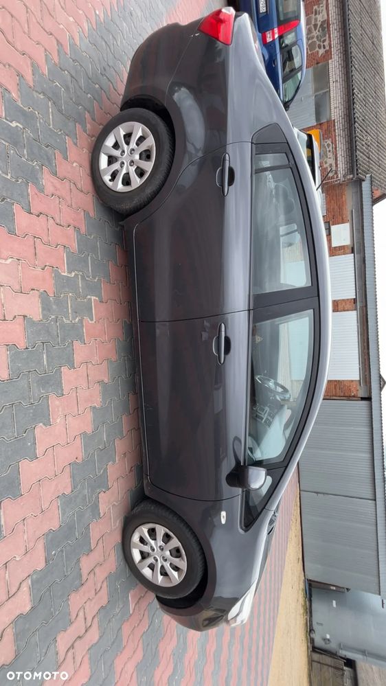 Kia Rio 1.2 M - 2