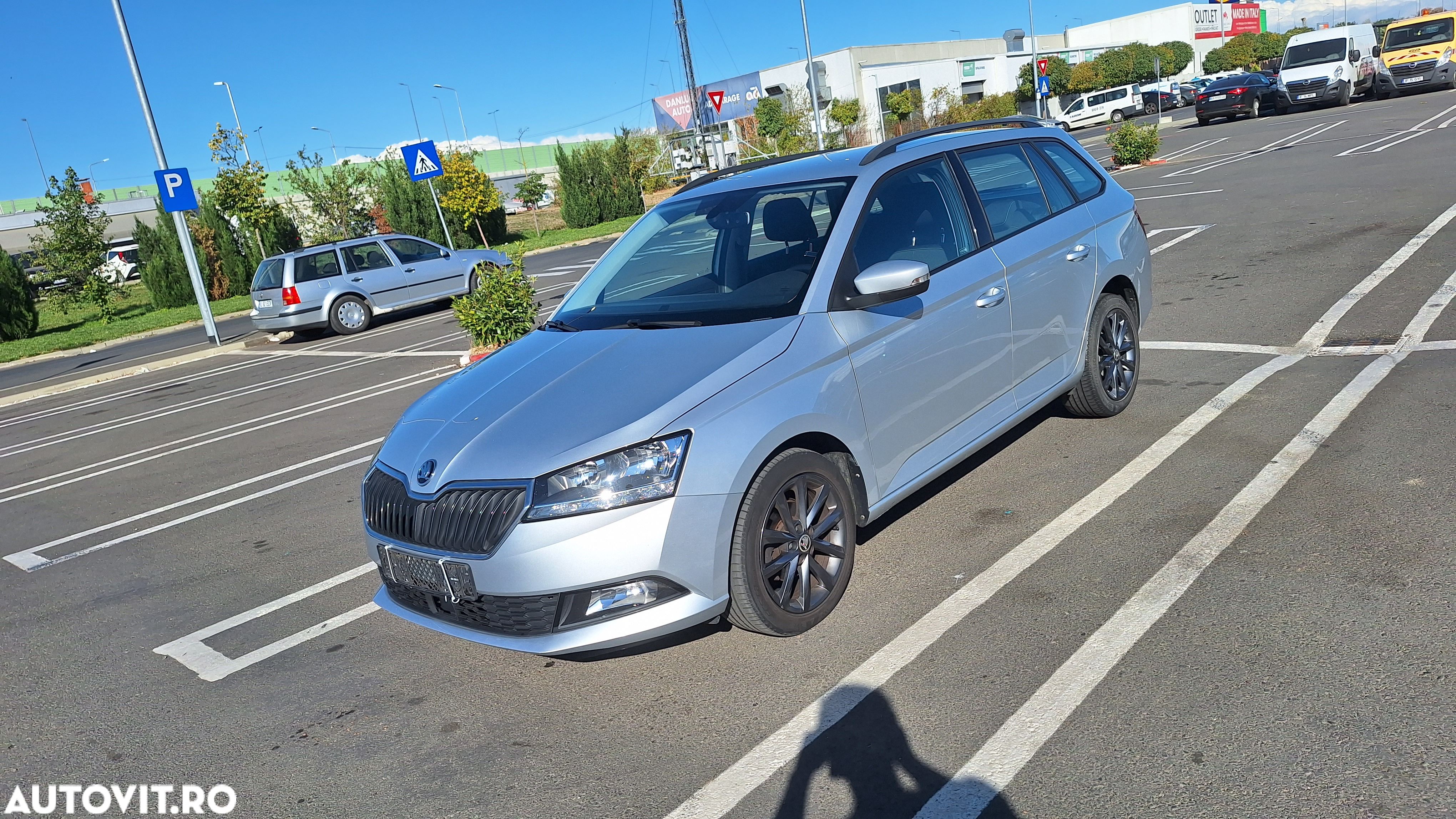 Skoda Fabia 1.0 TSI Ambition - 1