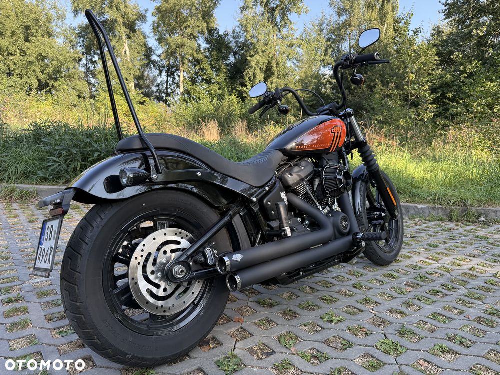 Harley-Davidson Softail Street Bob - 3