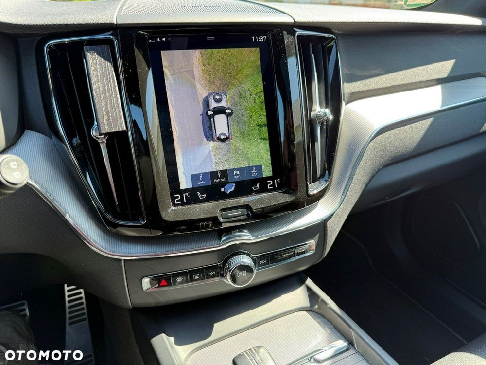 Volvo XC 60 D5 SCR AWD R-Design - 15