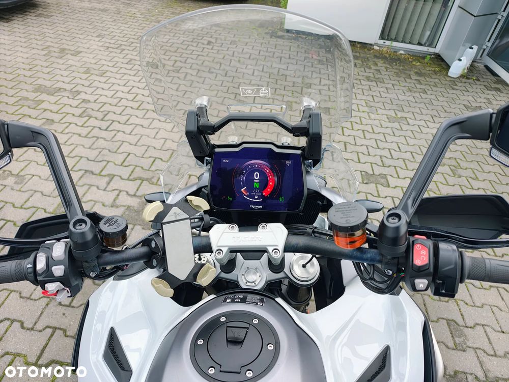 Triumph Tiger - 4