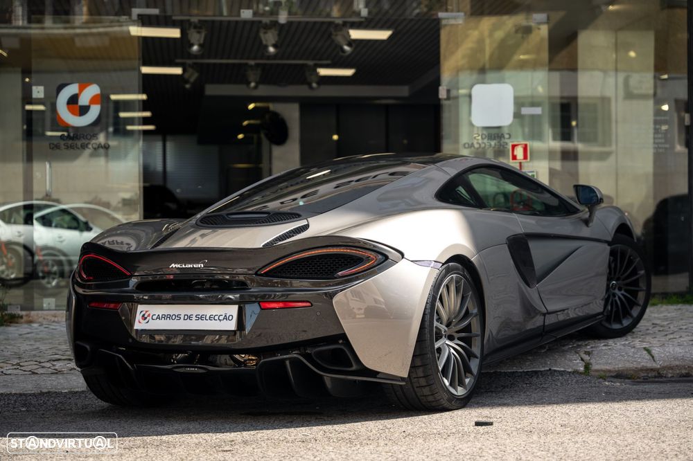 McLaren 570 - 10