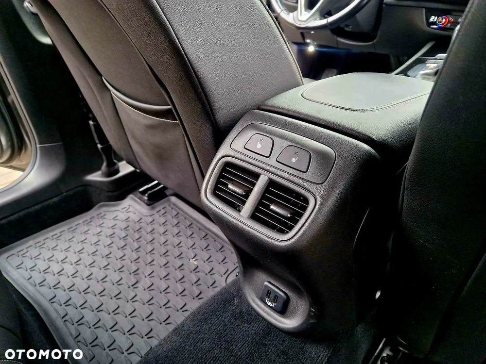 Opel Insignia 2.0 CDTI automatik Business Innovation - 22