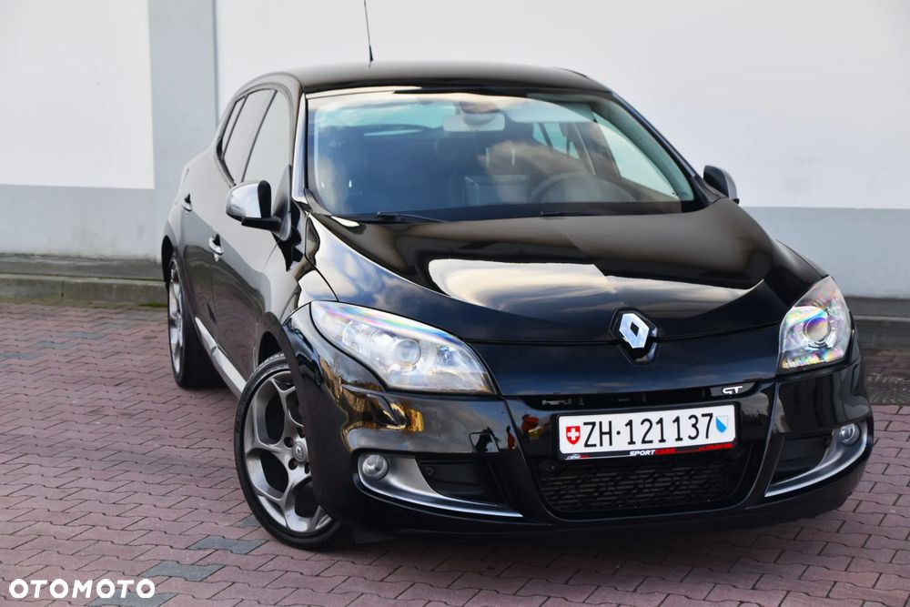 Renault Megane TCe 180 GT - 29
